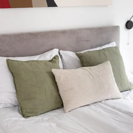 2-bedroom Specious With Gym Near Metro Rondo Daszynskiego アパート *